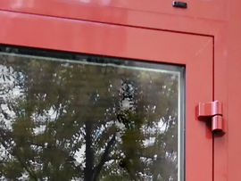 Высокое качество покрытий дверей Alutech Дверь Алютех W62 красного цвета